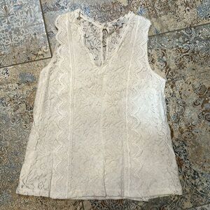 Women’s white lace tank top